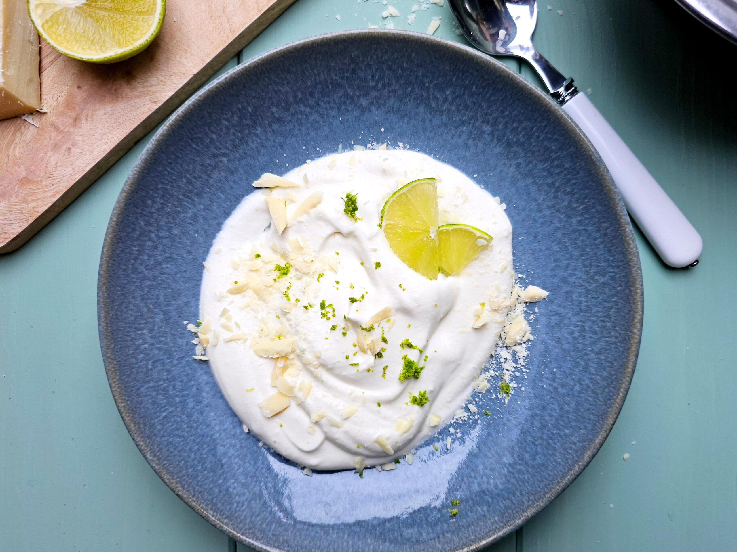 Luftige Blitz-Limetten-Mousse